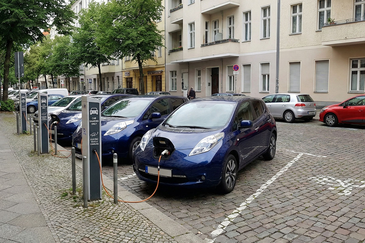 What Is Station-Based Car Sharing?